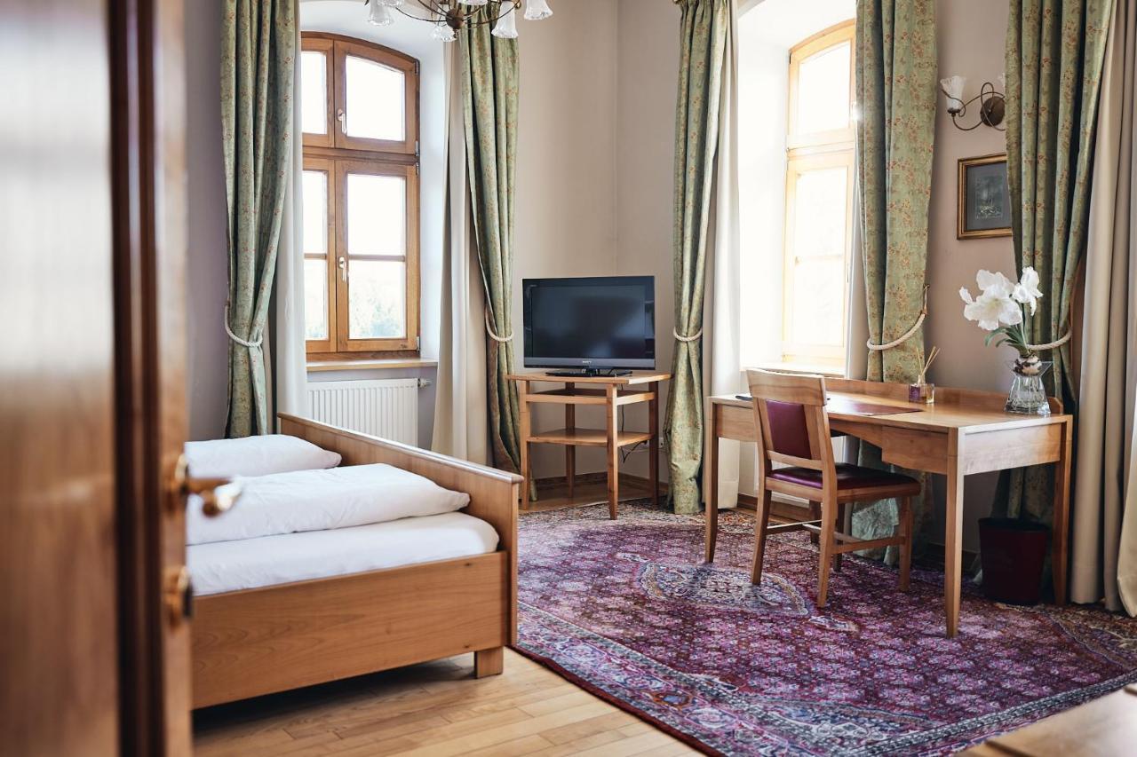 Hotel & Restaurant Waldschloss Passau Eksteriør billede